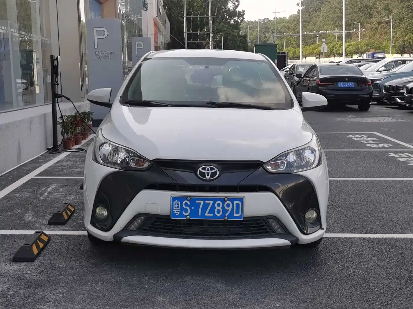 Toyota YARiS L Zhi Xuan 2016 Facelift 1.5E CVT Charming Edition фото 2