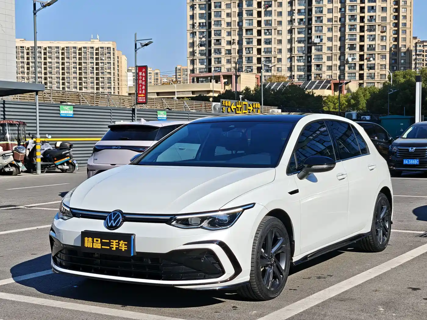 Volkswagen Golf 2023 280TSI DSG R-Line 20th Anniversary Edition