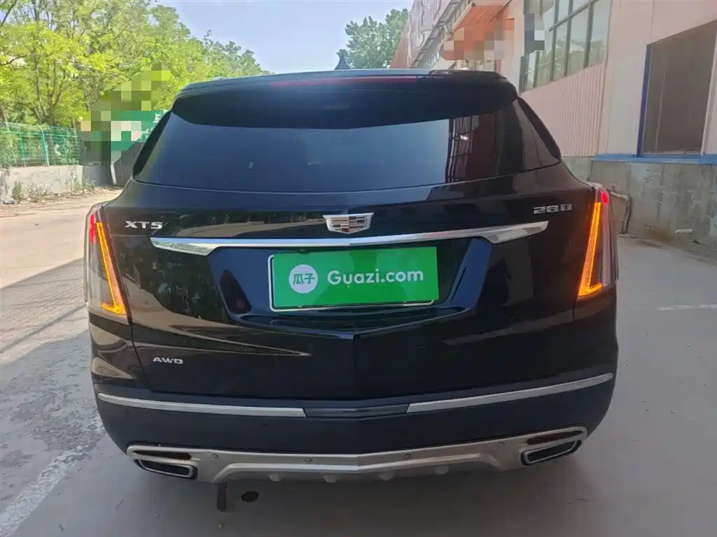 CADILLAC XT5