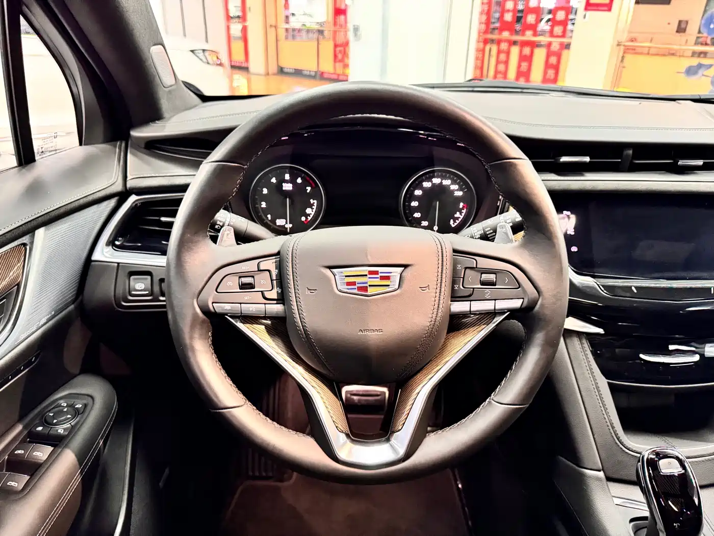 Cadillac XT6 2025 2022 2.0T 6-Seater 4WD Luxury Edition