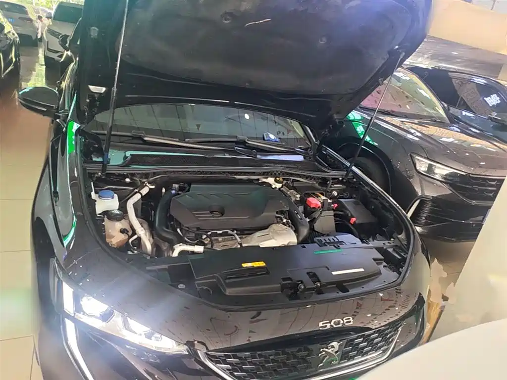 Peugeot 508 2021 508L 400THP PureTech Driving Control Edition фото 10
