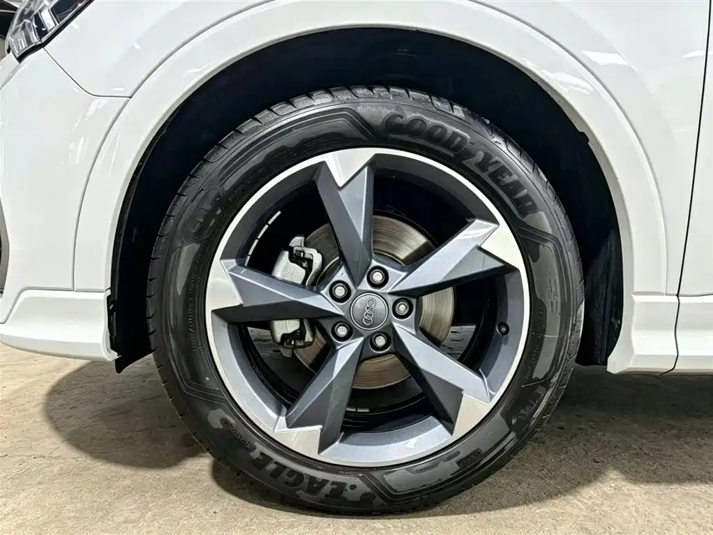 Audi Q3 2019 35 TFSI Fashion Sport фото 15
