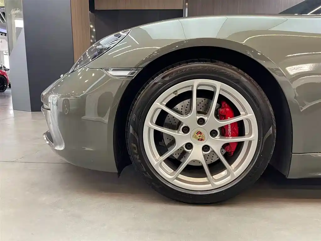 Porsche 718 2022 Cayman 2.0T фото 16