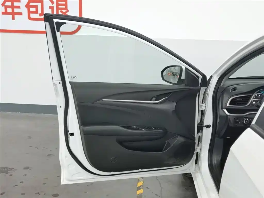 Buick Excelle 2021 1.3T Auto Mild Hybrid Elite фото 8