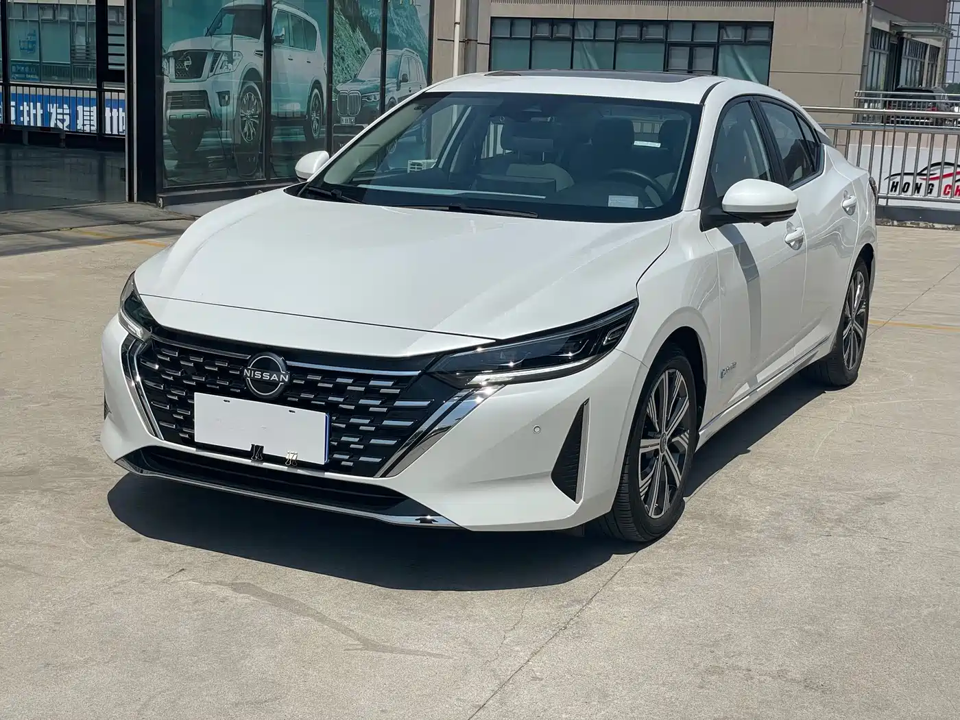 Фото 1 - Nissan Sylphy
