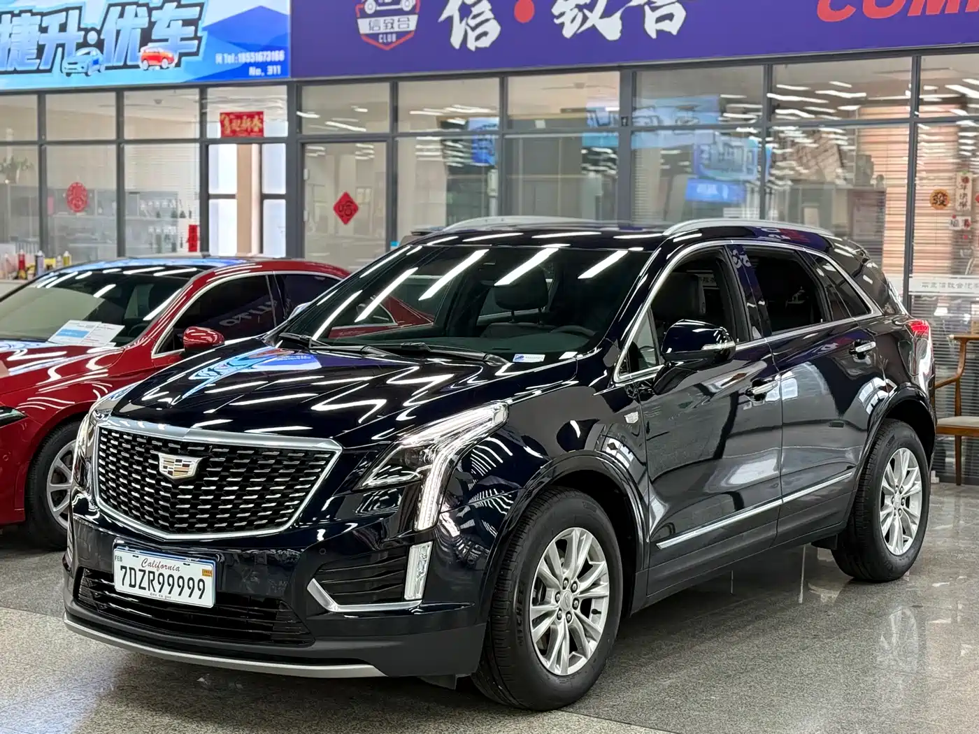 CADILLAC XT5