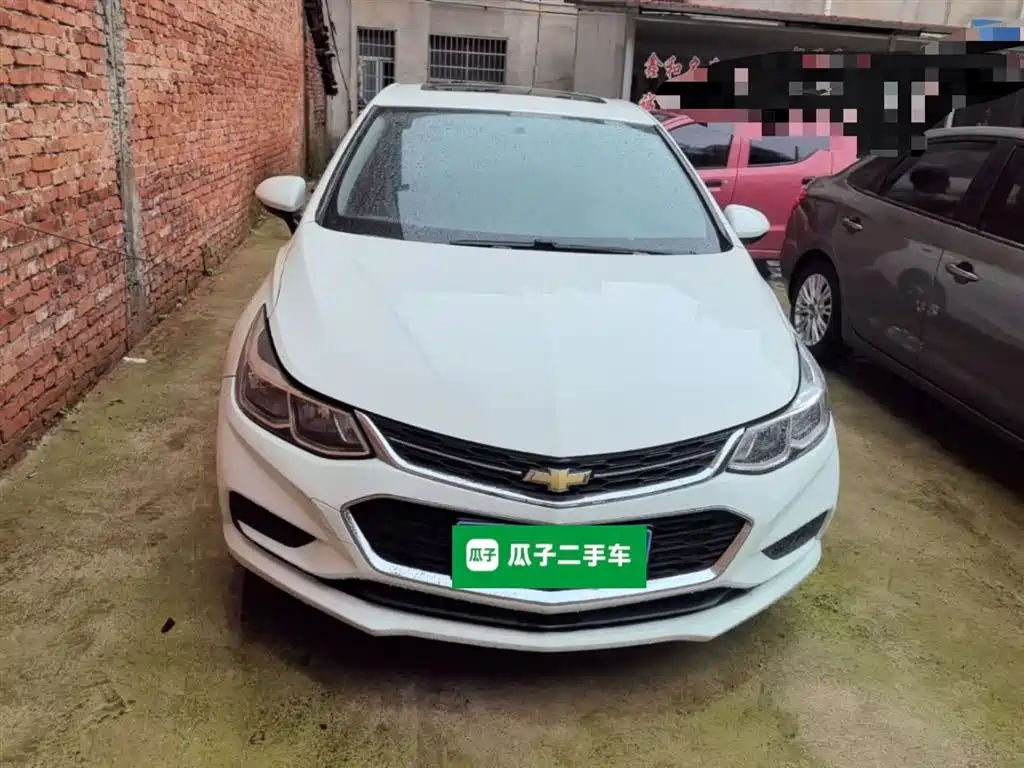 Chevrolet Cruze 2017 1.5L Automatic Pioneer Sunroof фото 3