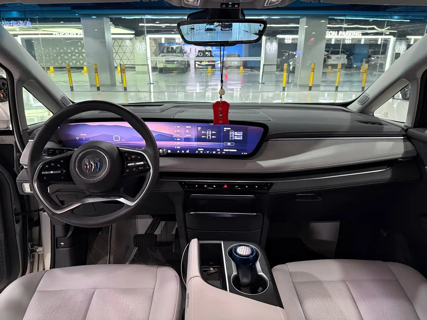 Buick GL8 2025 Land Honor Premium Edition фото 13