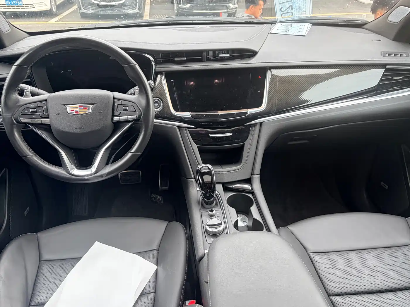 Cadillac XT6 2024 2025 2.0T 6-Seater AWD Executive Black Label Edition