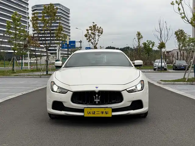 MASERATI GHIBLI
