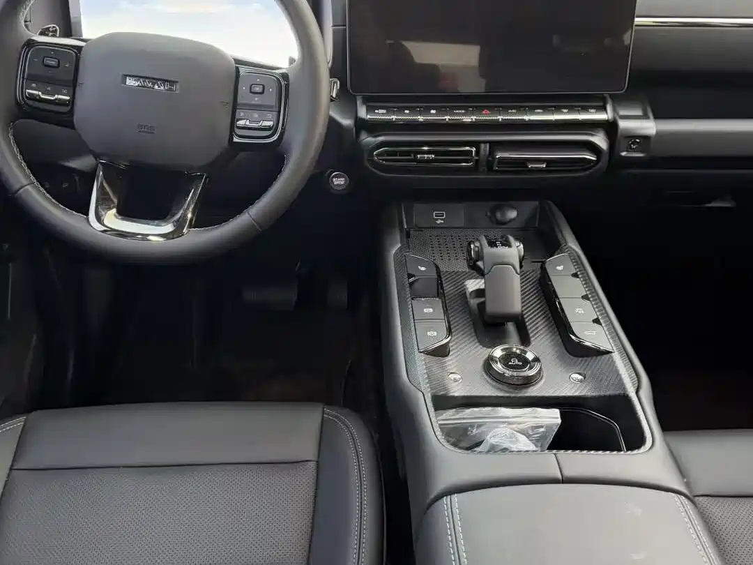 Haval Da Gou 2nd Gen 2023 2.0T 2WD Trendy Off-road Edition фото 6