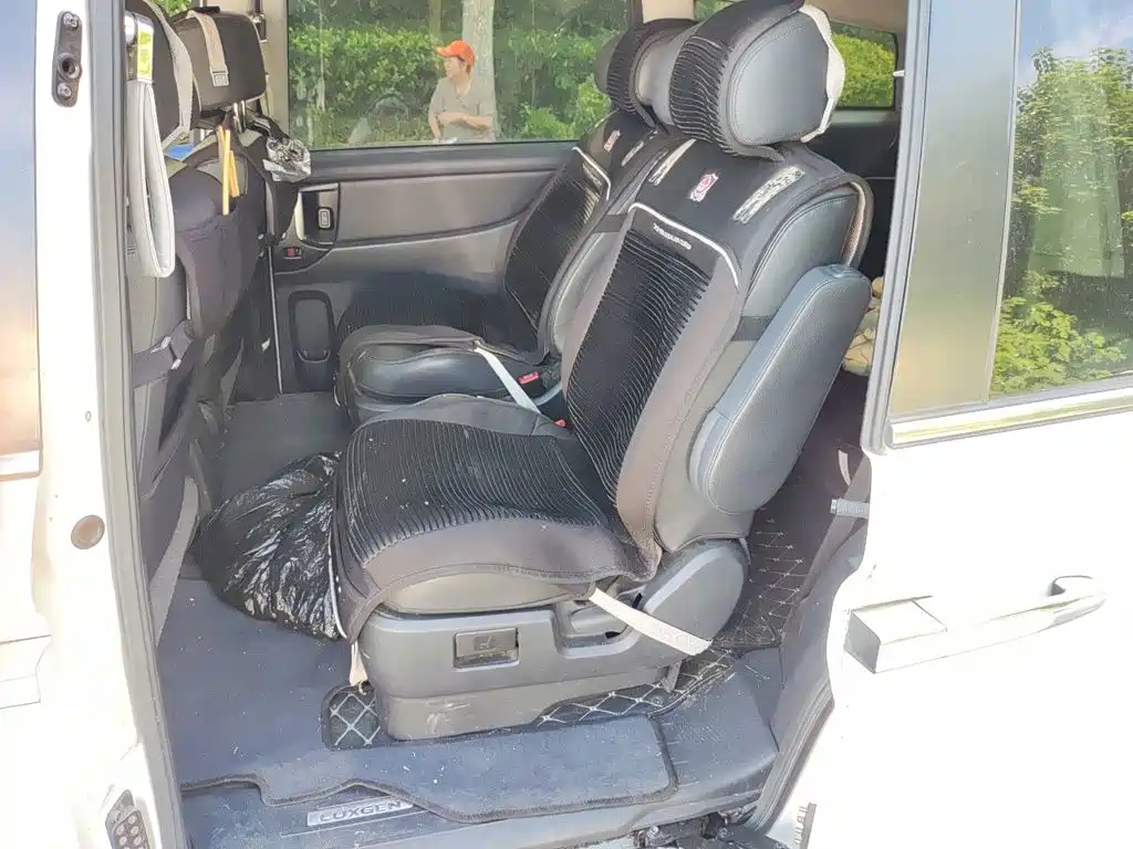 Luxgen Luxgen7 MPV 2017 2016 2.0T Comfort