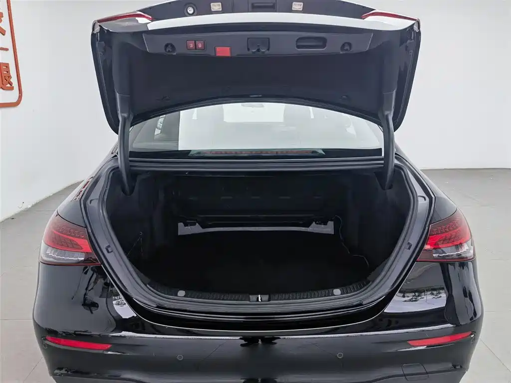Mercedes-Benz E-Class 2021 Facelift E 260 L Sport фото 16