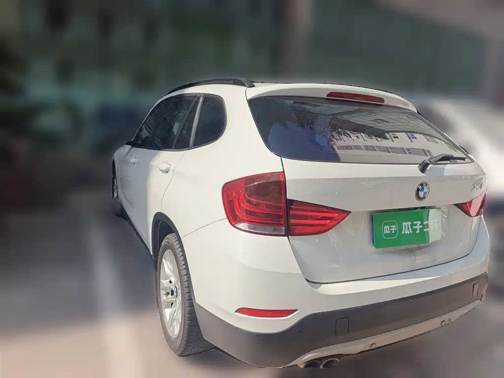 BMW X1 2015 Model sDrive18i Fashion Advanced Edition фото 4