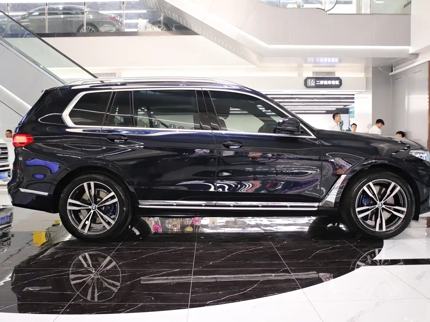 BMW X7 2021 xDrive40i Premium M Sport Package фото 7