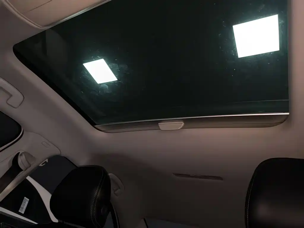 Volkswagen Lamando 2017 230TSI DSG Trend Edition фото 18