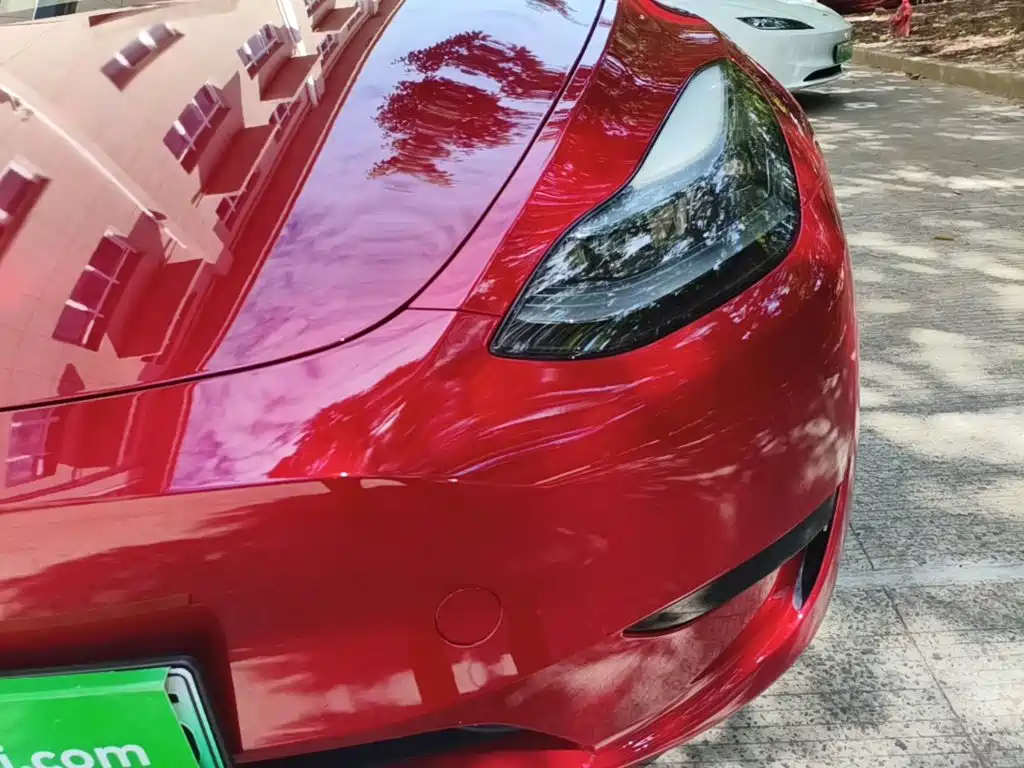 Фото 24 - Tesla Model Y