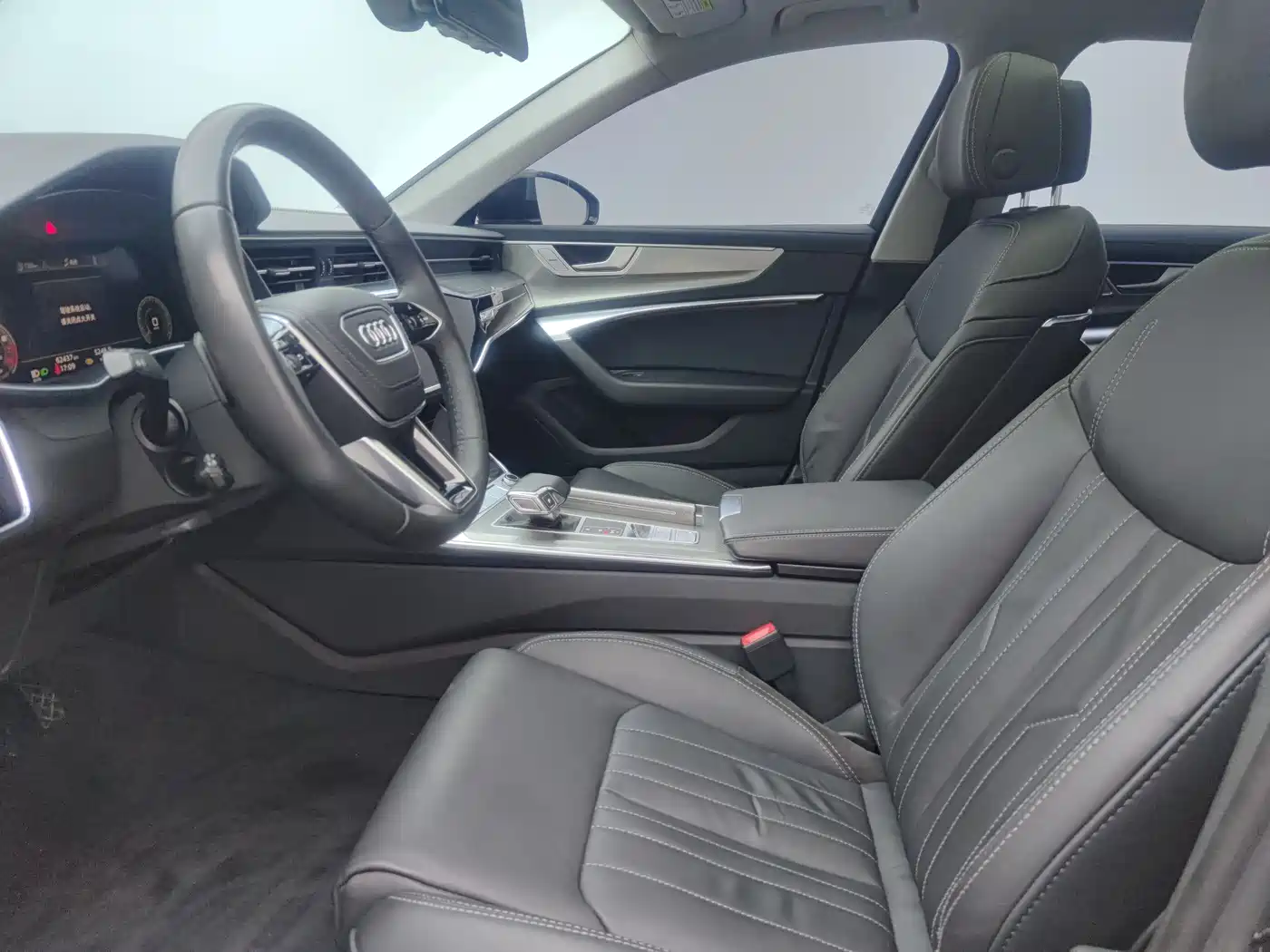 Audi A6L 2023 40 TFSI Luxury Elegance фото 3