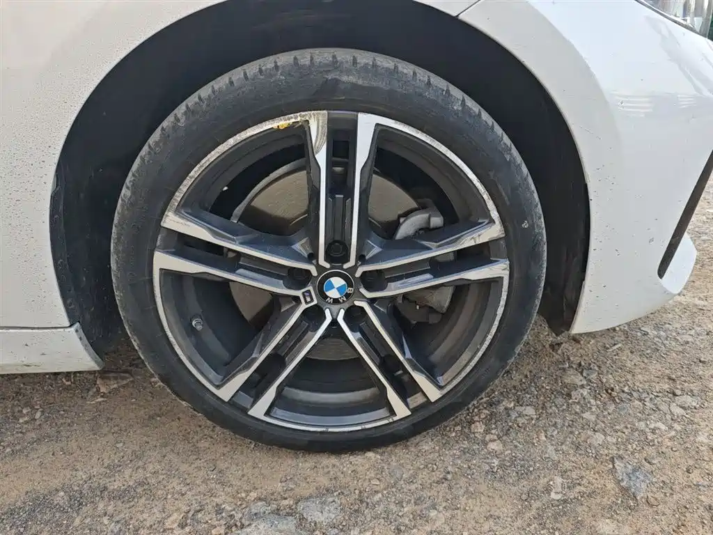 BMW 1 Series 2021 125i M Sport Black Night Edition фото 8