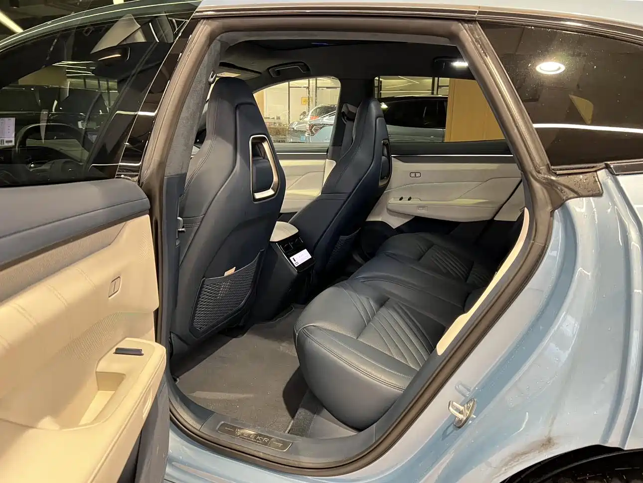 ZEEKR EXTREME KRYPTON 001