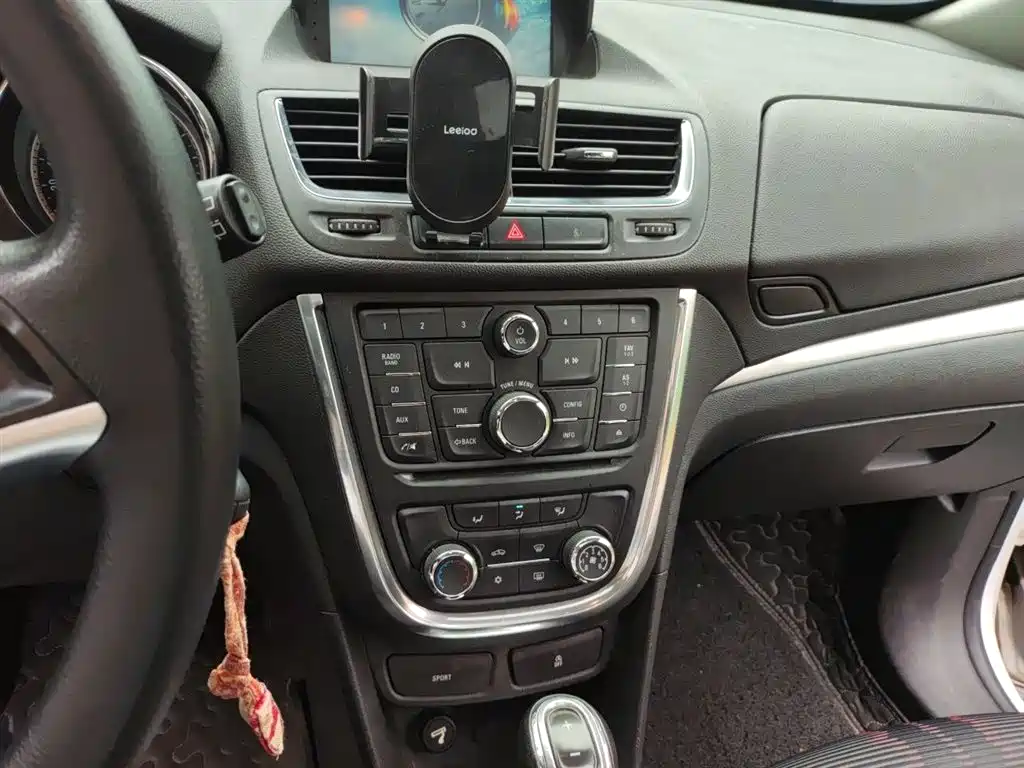 Buick Encore 2015 1.4T Automatic 2WD Urban Elite фото 9