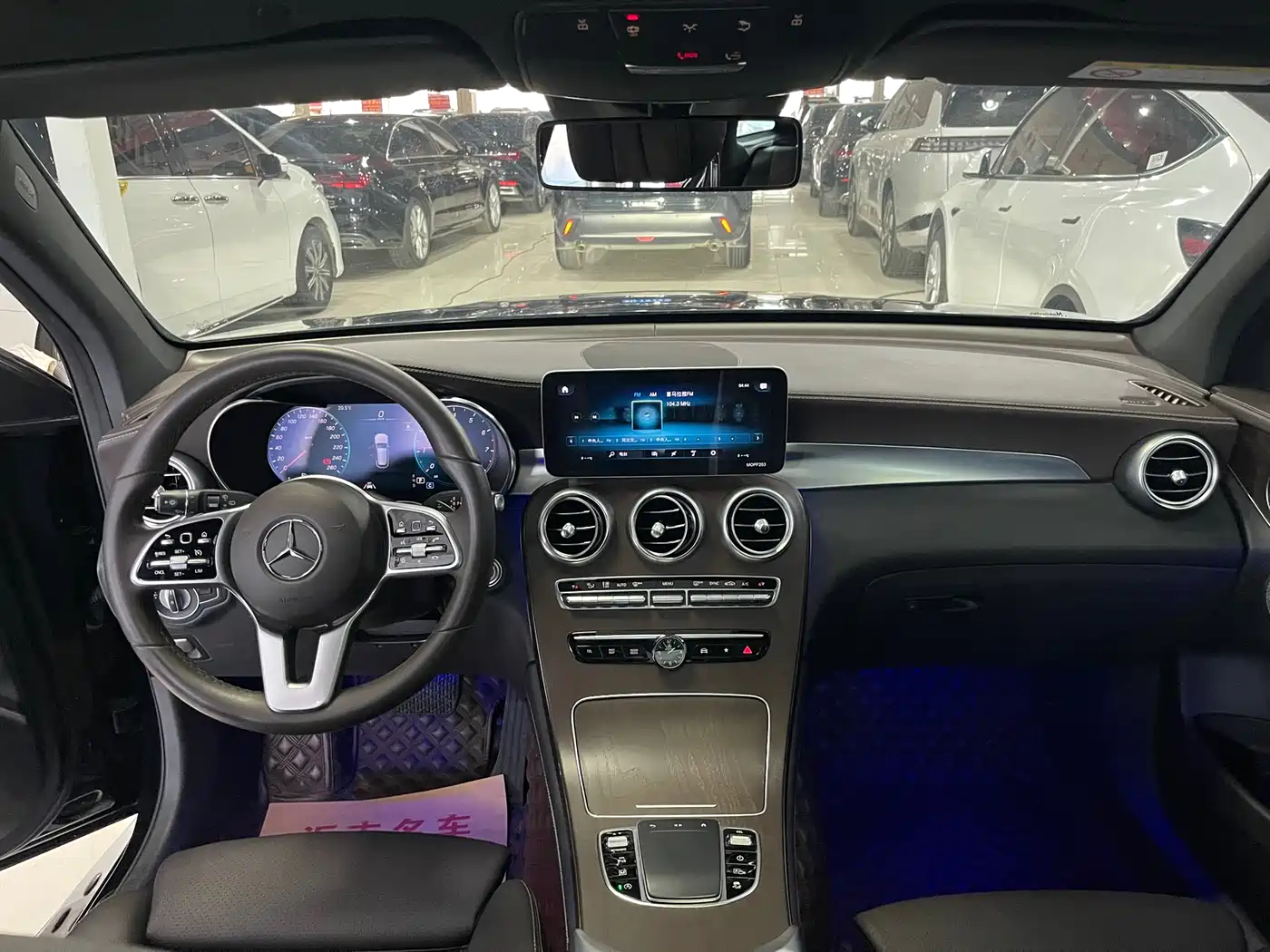 Mercedes-Benz GLC 2020 GLC 300 L 4MATIC Dynamic фото 9