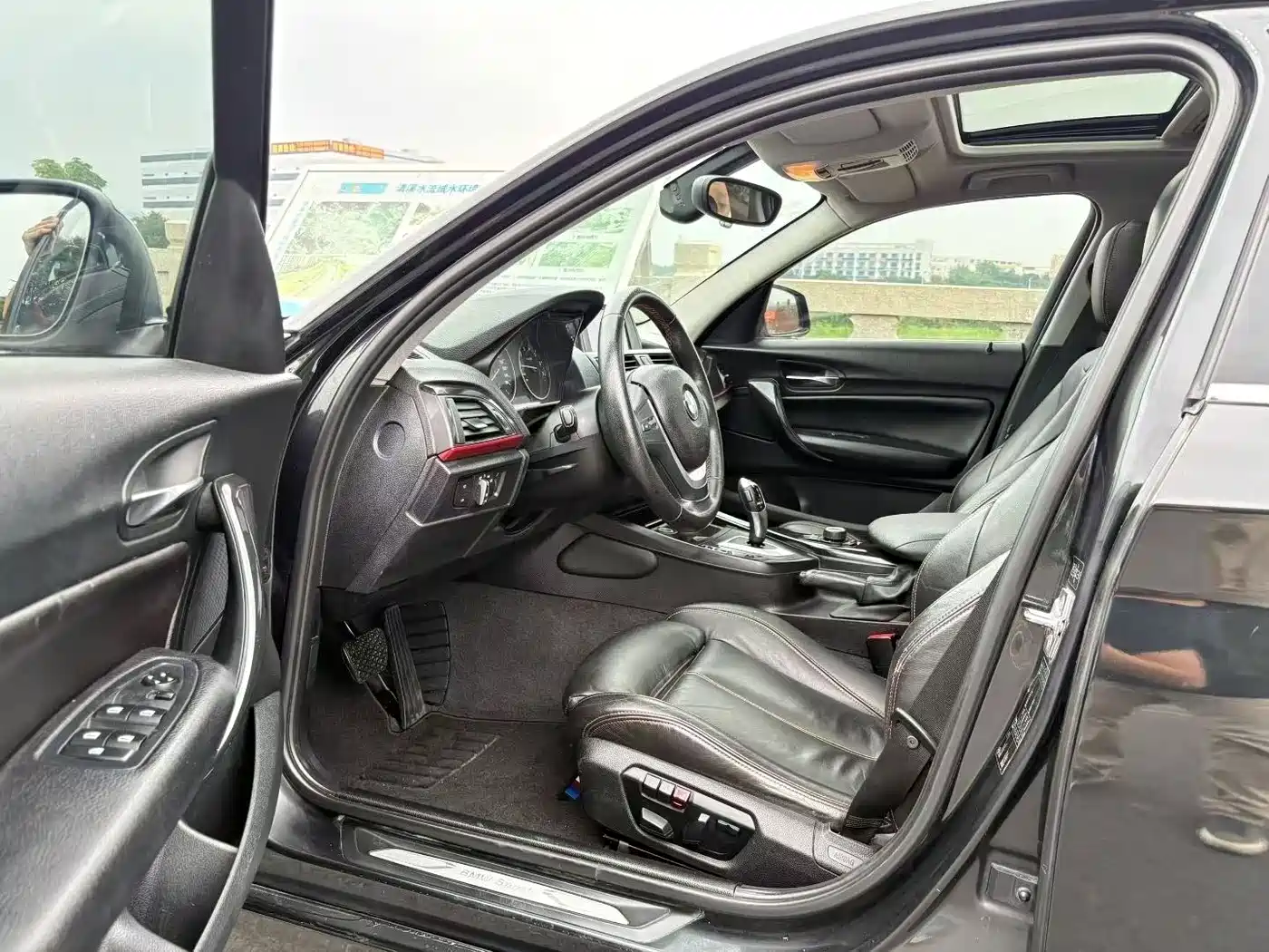 BMW 1 Series (Import) 2012 118i Sport фото 11