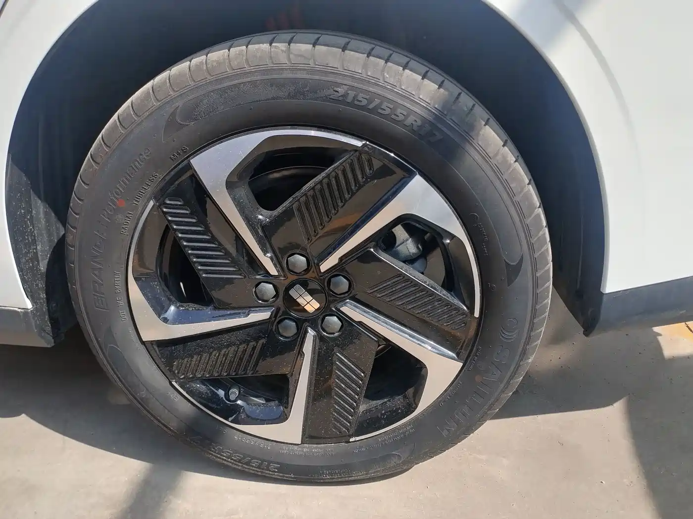 GEELY GALAXY GALAXY L6