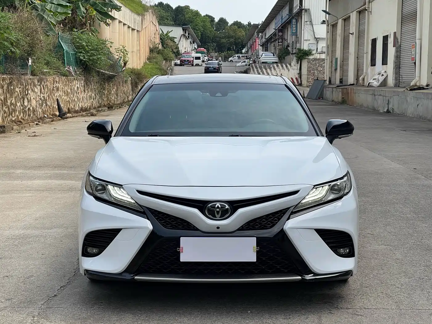 Toyota Camry 2018 2.5S Trend Edition фото 2