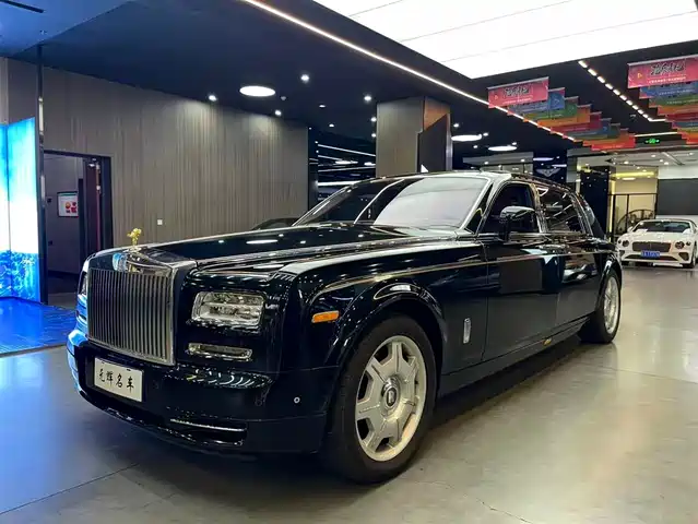 rolls-royce phantom