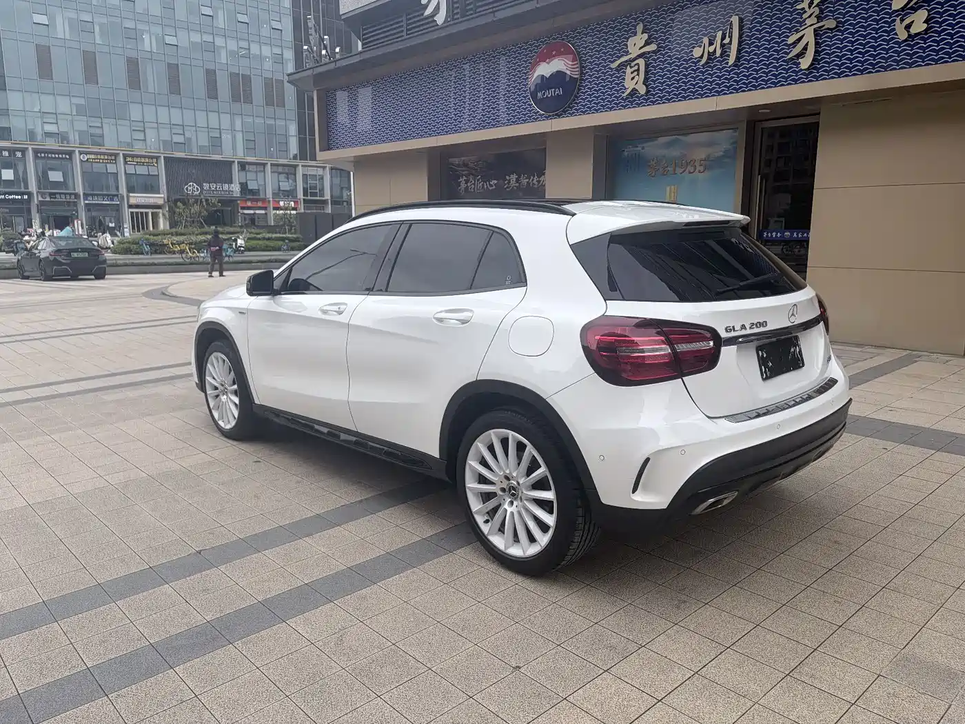 Mercedes-Benz GLA 2018 GLA 200 Polar Limited Edition фото 13