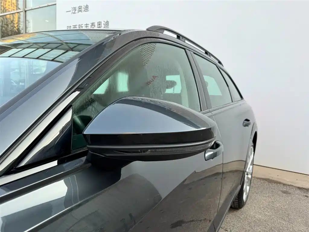Audi A6 (Import) 2021 allroad quattro Explorer 55 TFSI Premium Off-road фото 20