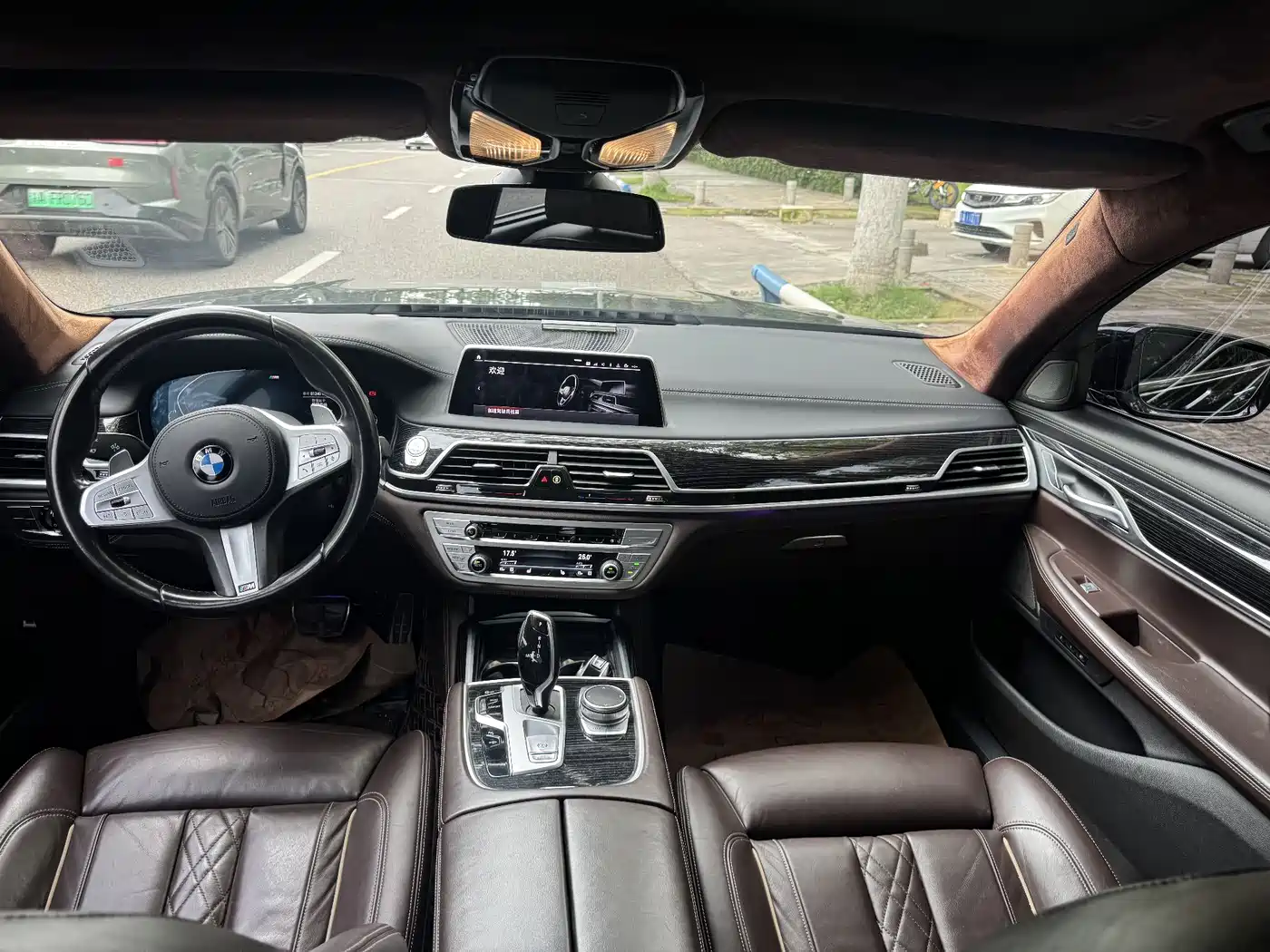 BMW 7 Series 2021 Model 730Li M Sport Package фото 5