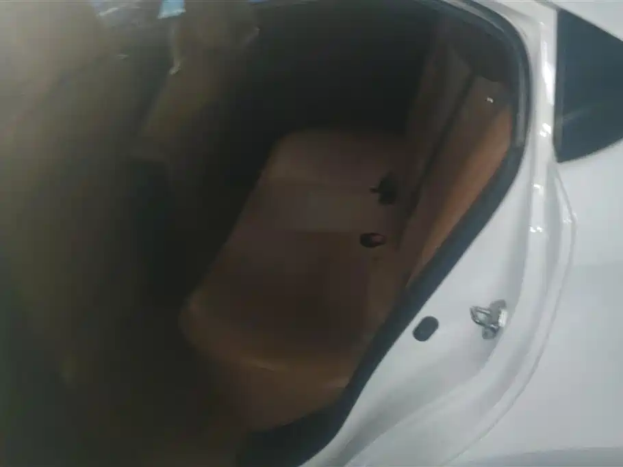 Toyota Vios 2014 1.3L Automatic Stylish Edition фото 11