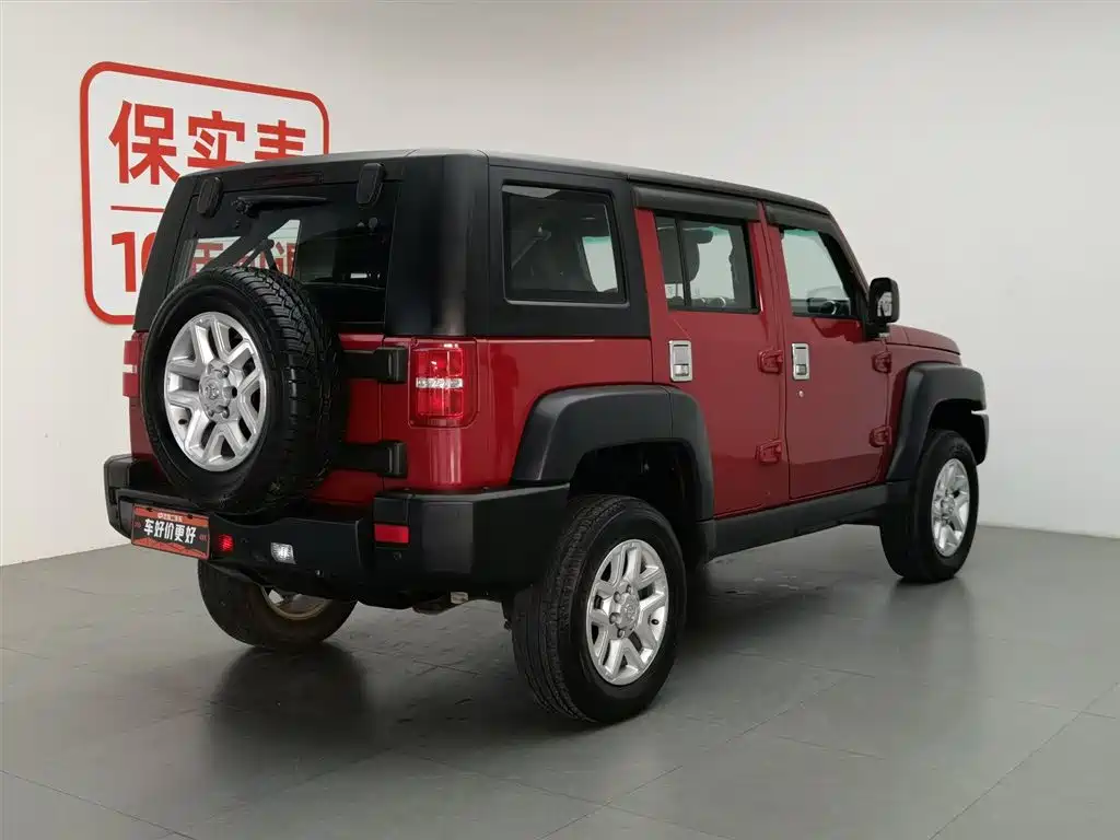 BAIC ORV Beijing Offroad BJ40 2016 Model 40L 2.3T Automatic 2WD Premium фото 2