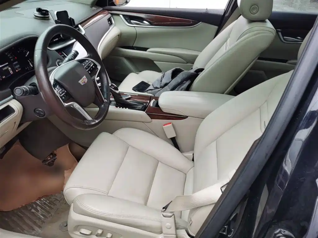 Cadillac XTS 2017 28T Elite фото 11