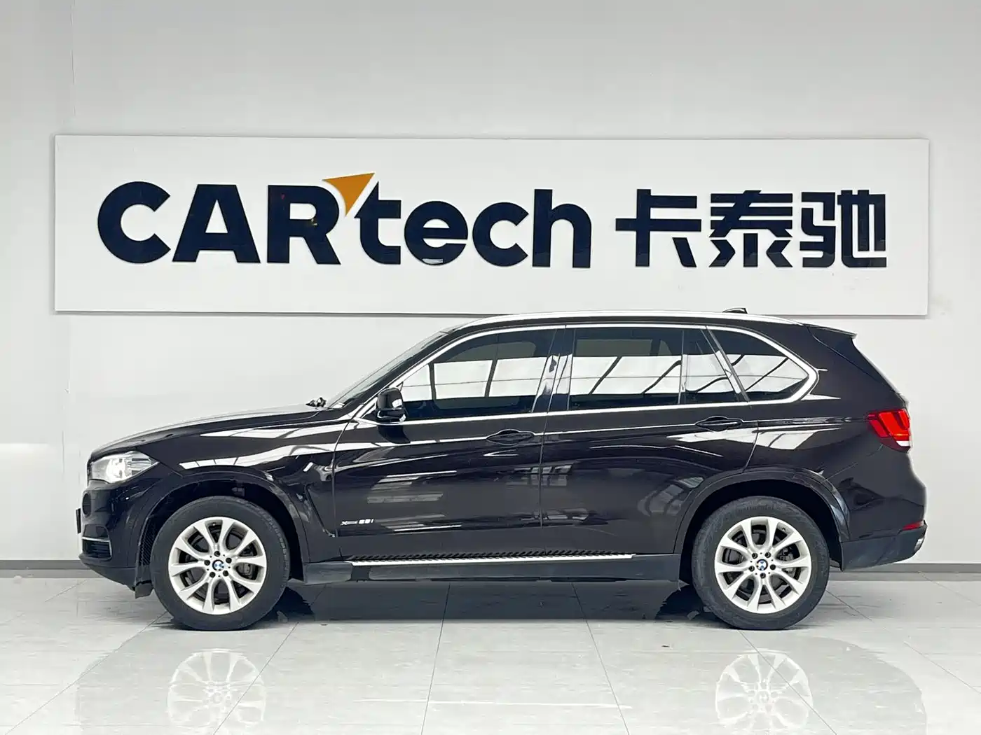 BMW X5 (Import) 2018 xDrive28i фото 14