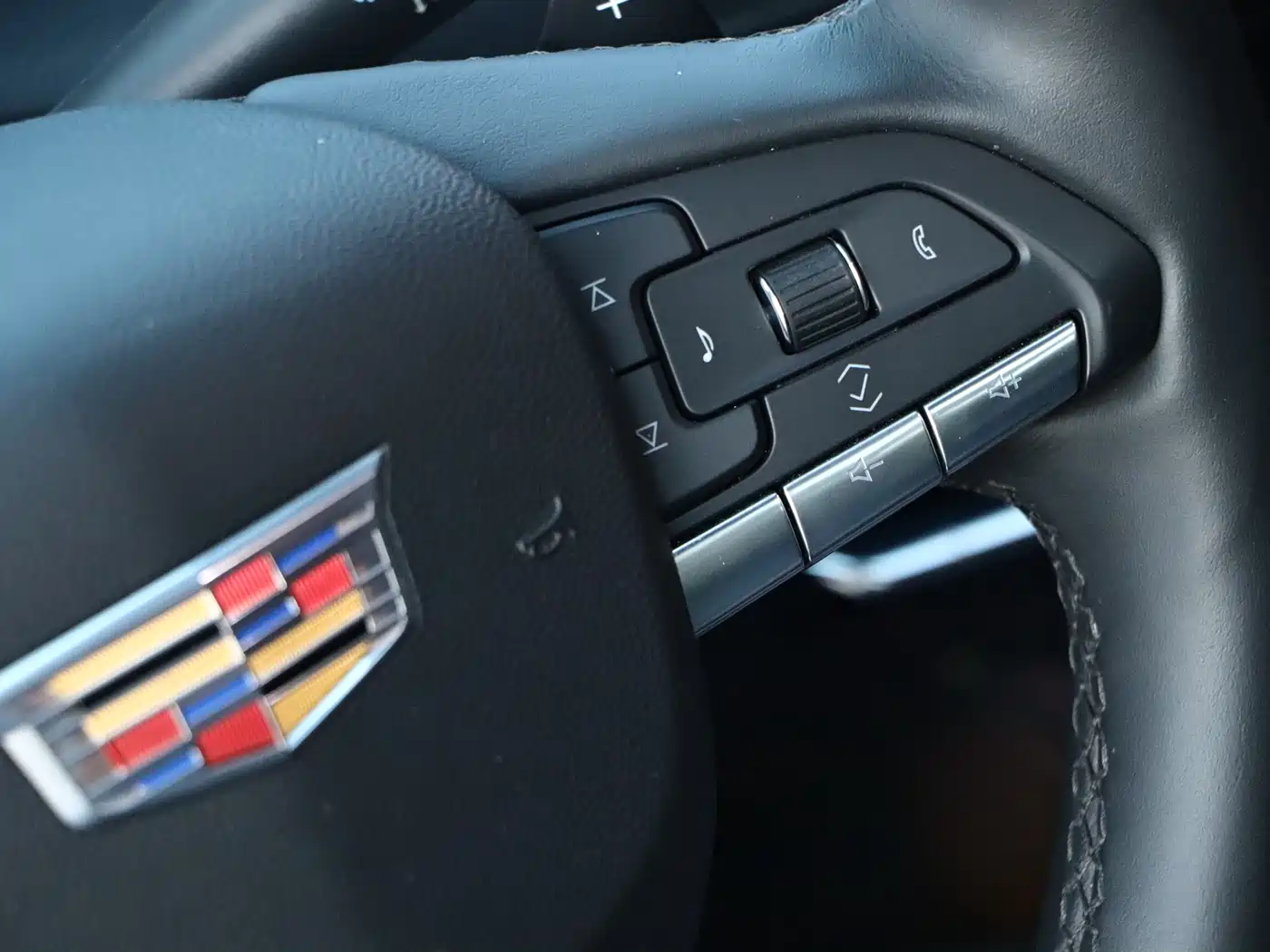 Cadillac CT5 2024 28T Luxury Model Pro фото 10