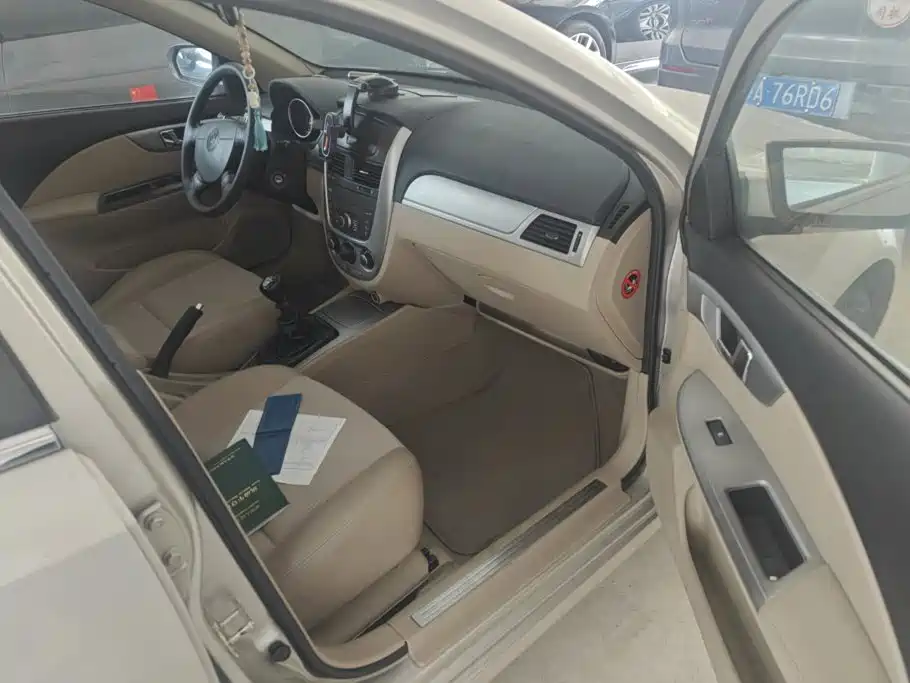 Buick Excelle 2012 2011 1.6LE-MT