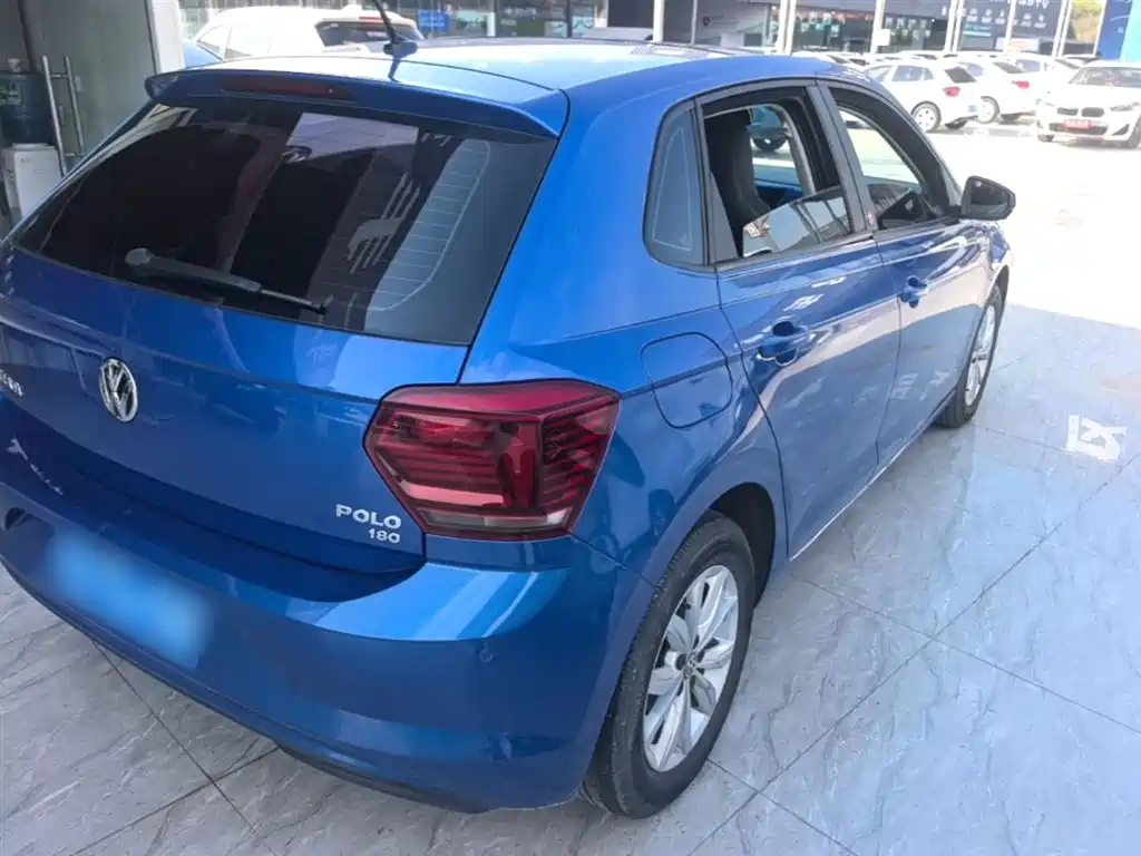Volkswagen Polo 2019 Plus 1.5L Automatic Colorful Tech Edition фото 7