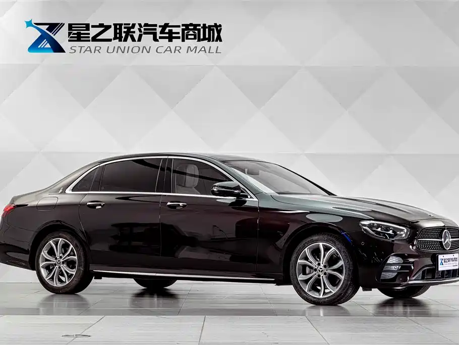 صورة 5 - Mercedes-Benz E-Class