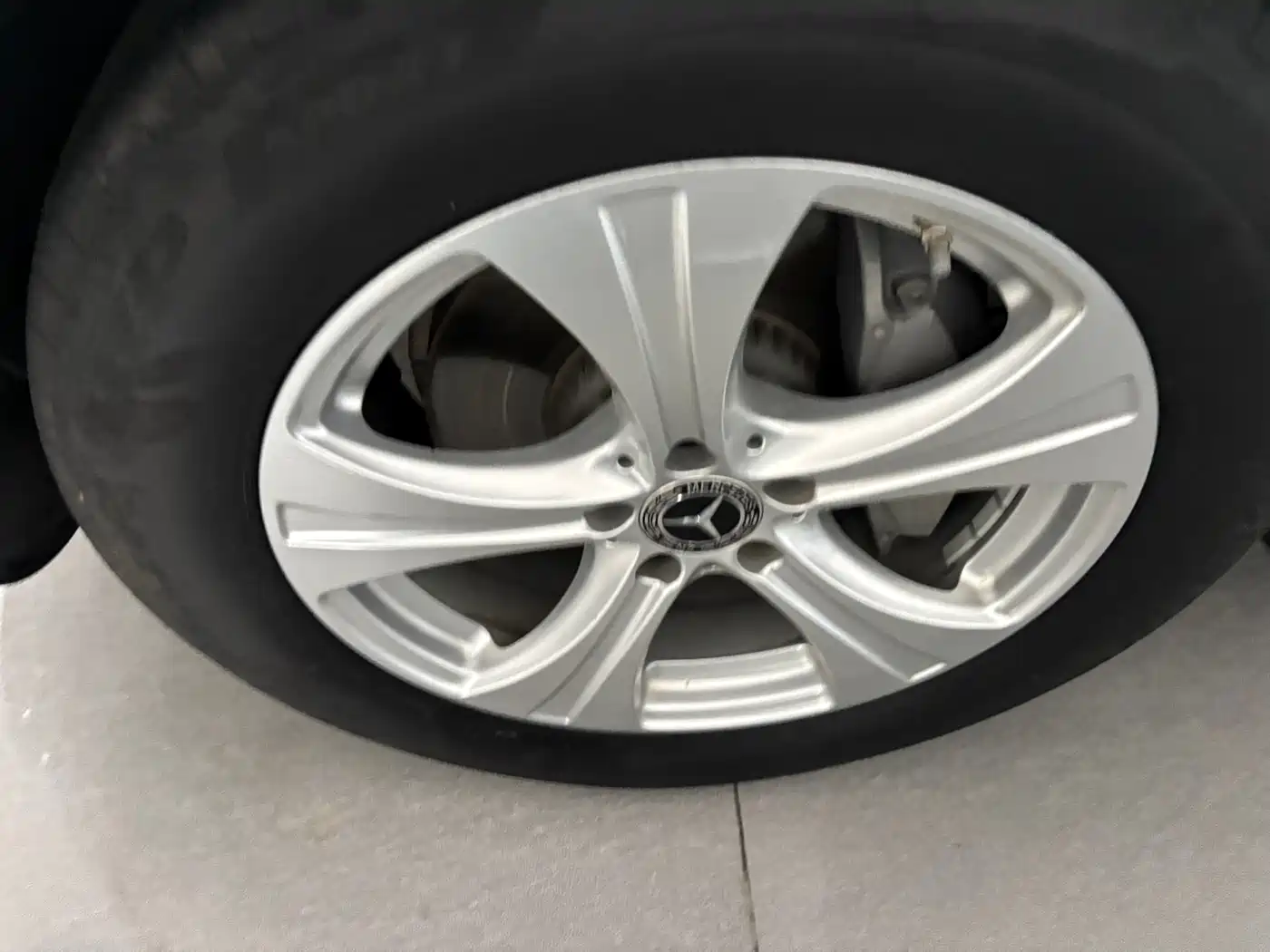 Mercedes-Benz GLC 2020 Facelift GLC 260 L 4MATIC Dynamic фото 3
