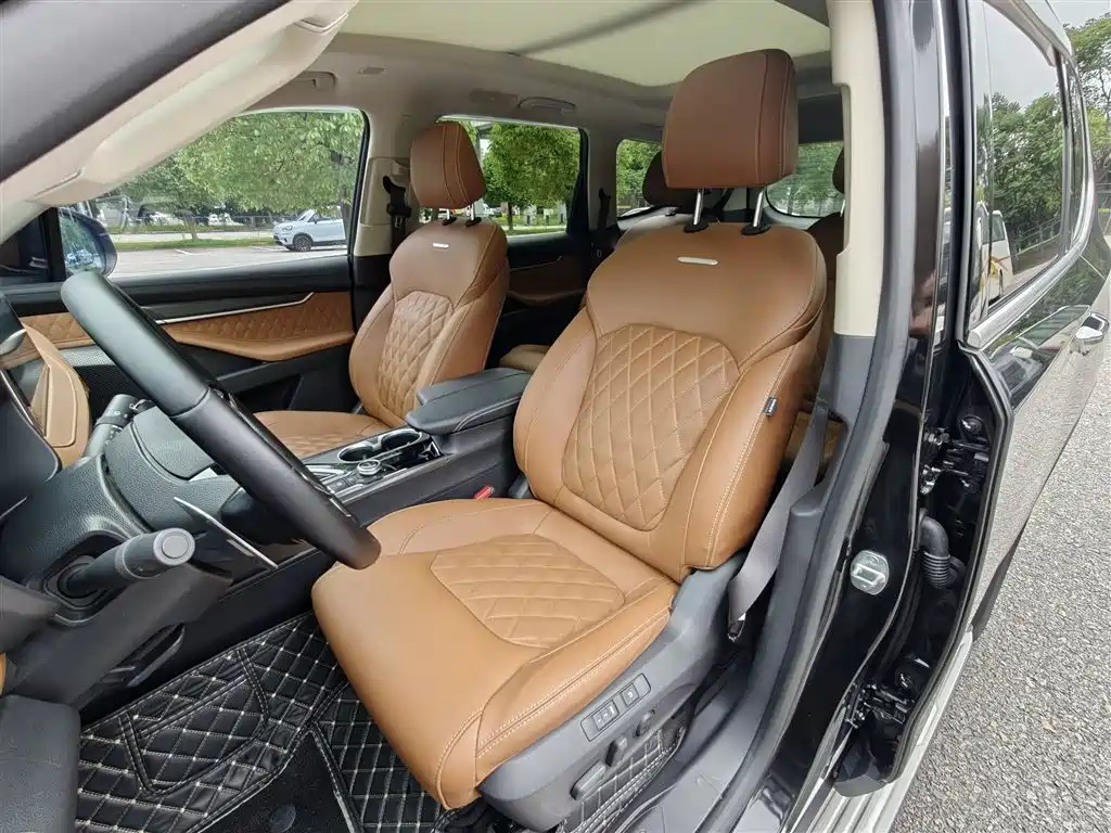 SAIC Maxus D90 Pro 2020 2.0T Gasoline AWD Flagship 6-Seater фото 8