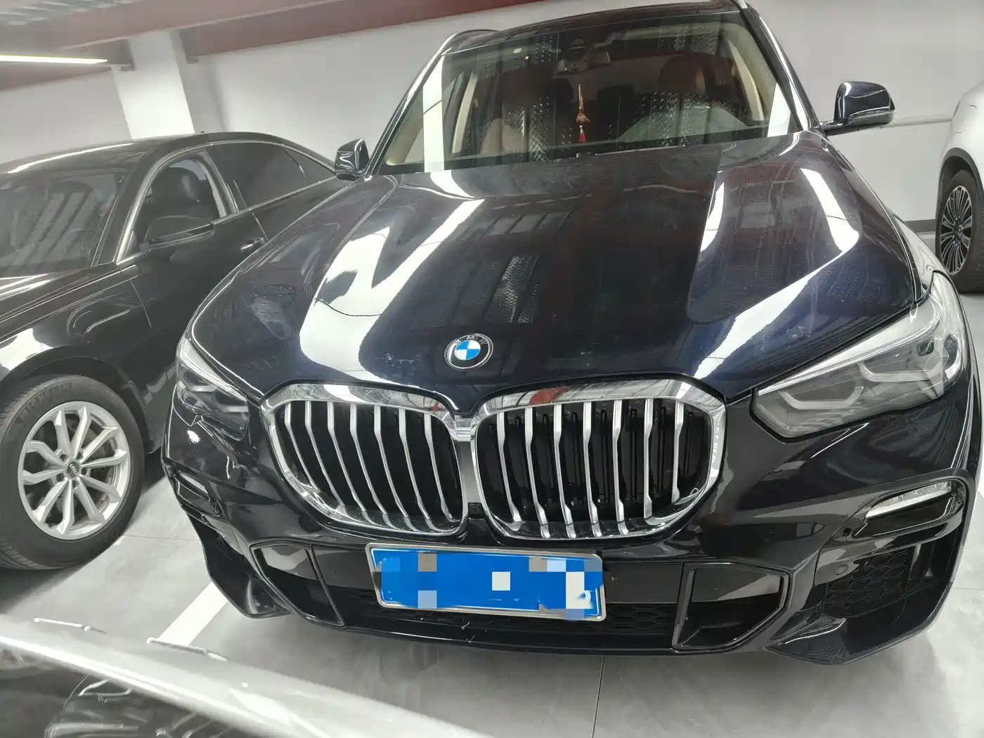 Photo 2 - BMW X5 (Import)