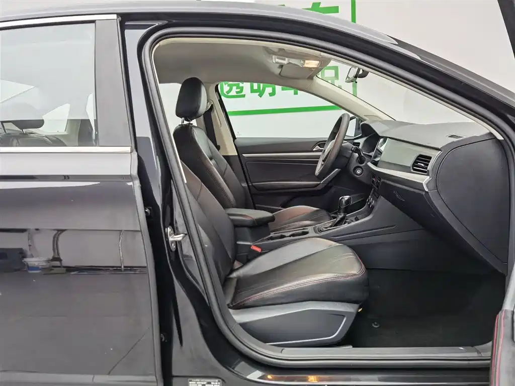 Volkswagen Lavida 2019 1.5L Automatic Trend Edition China VI фото 23