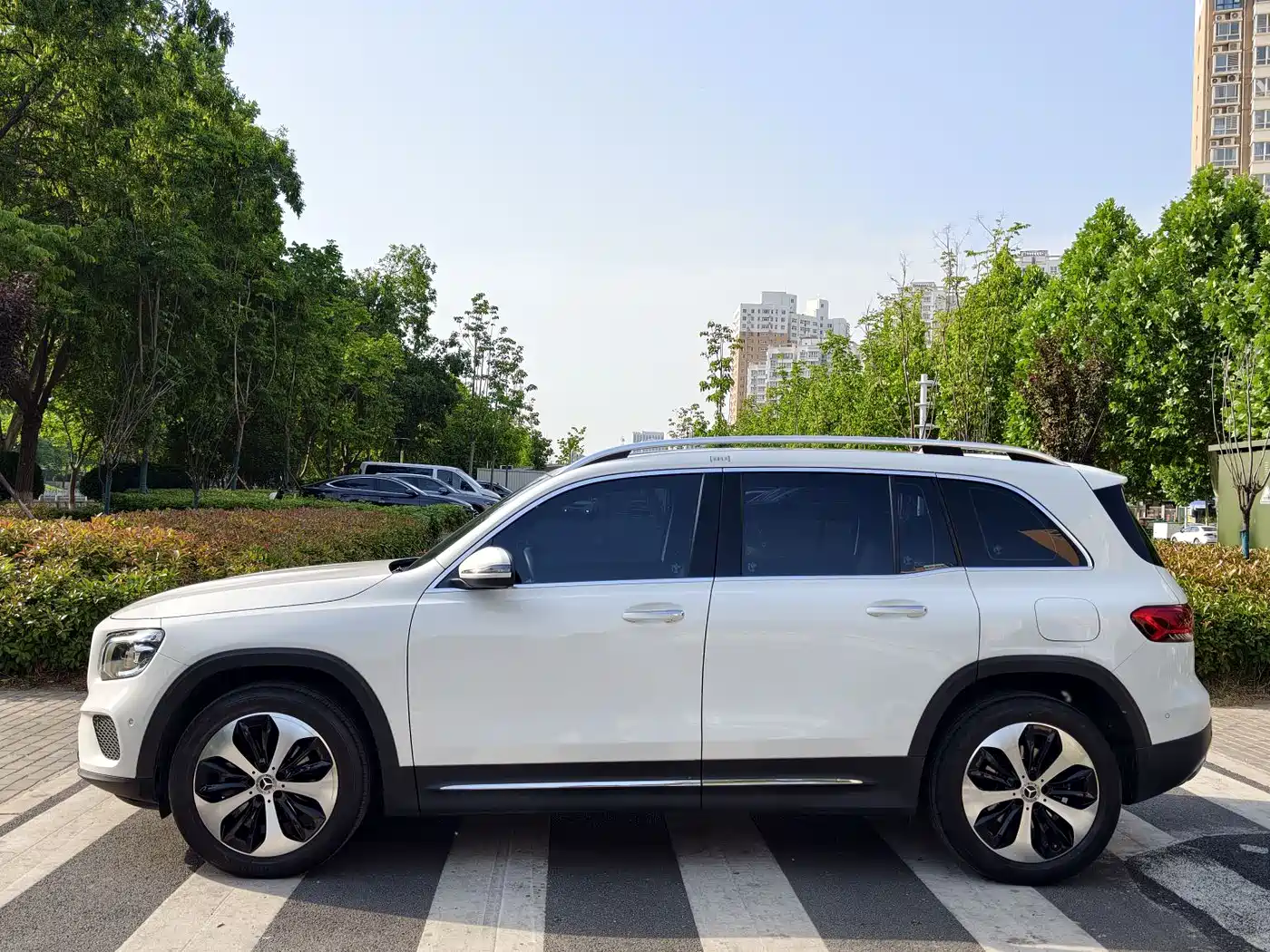 Mercedes-Benz GLB 2022 Model GLB 200 Fashion Edition фото 5