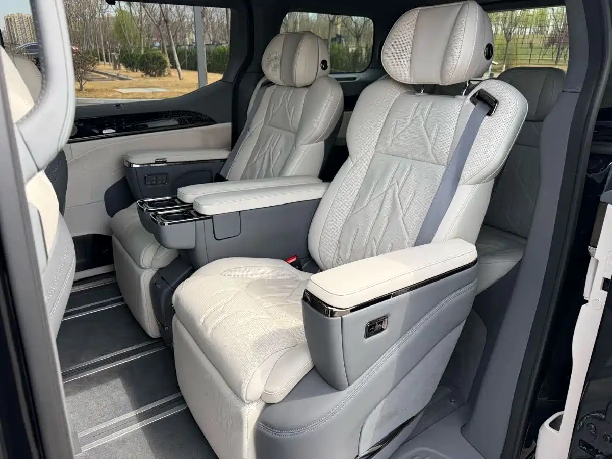 ZEEKR EXTREME KRYPTON 009