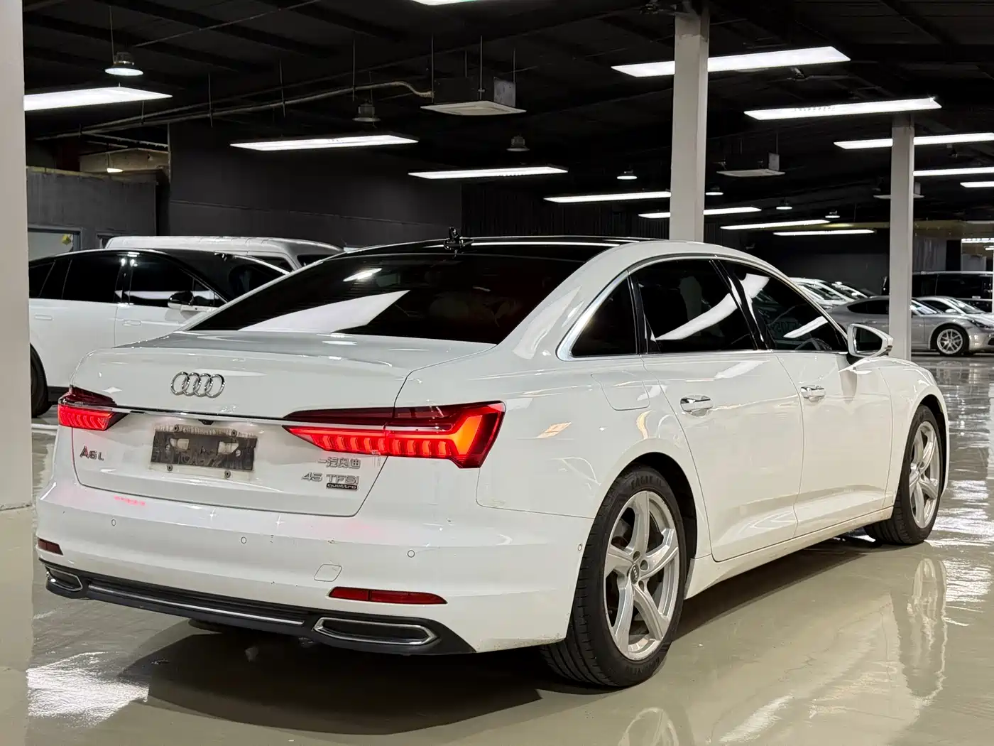 Audi A6L 2019 45 TFSI quattro Premium Elegance фото 12