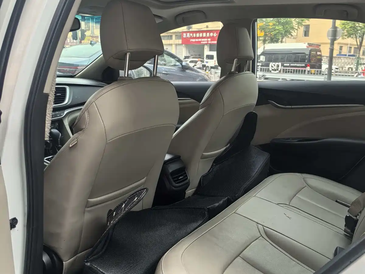 Buick Excelle 2019 15T DCT Connected Elite (China V) фото 10