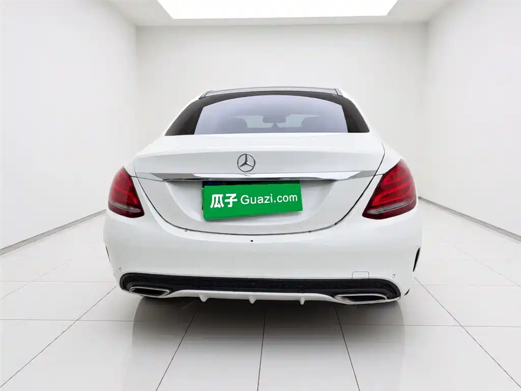 Mercedes-Benz C-Class 2015 Facelift C 200 L Sport фото 3